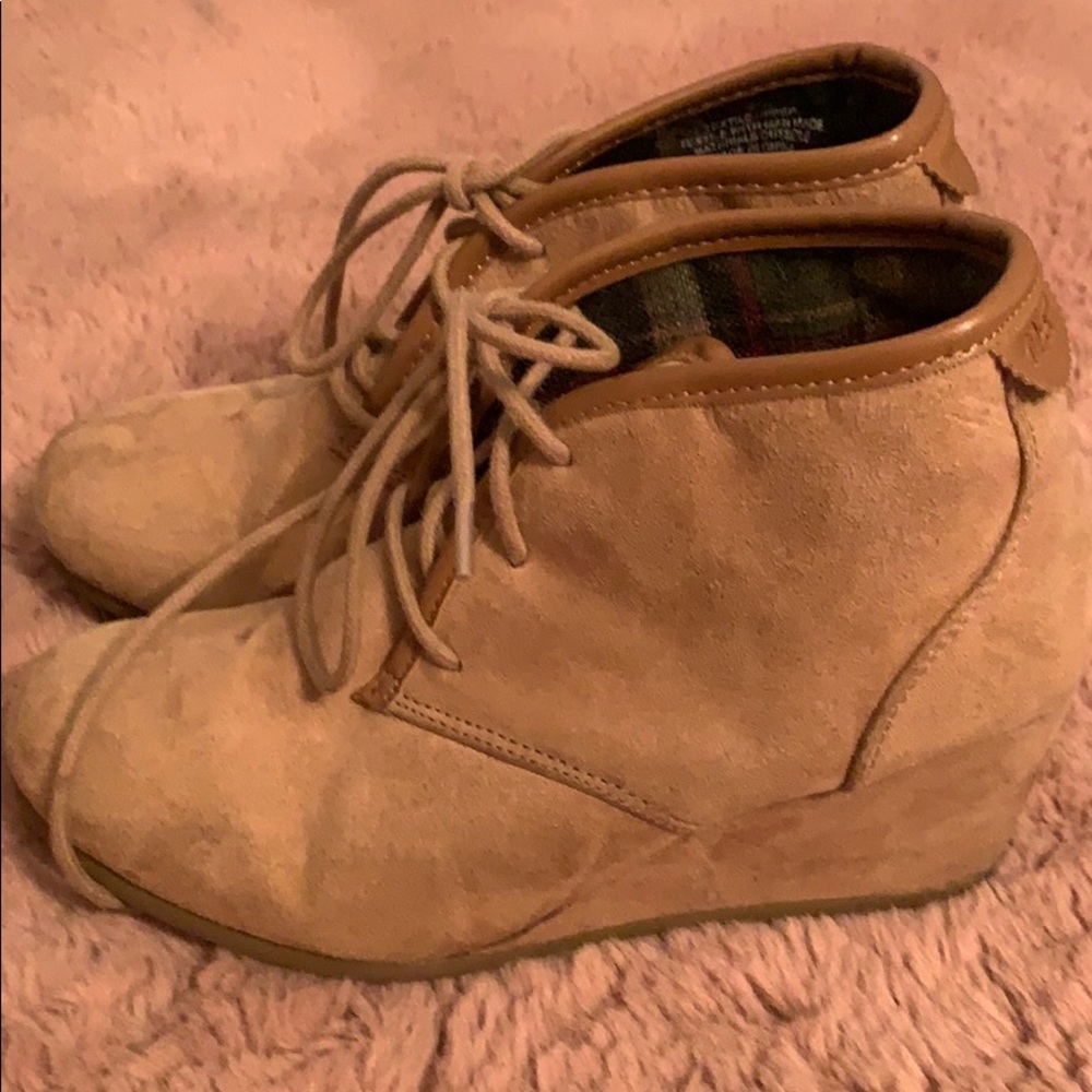Beige Shoes